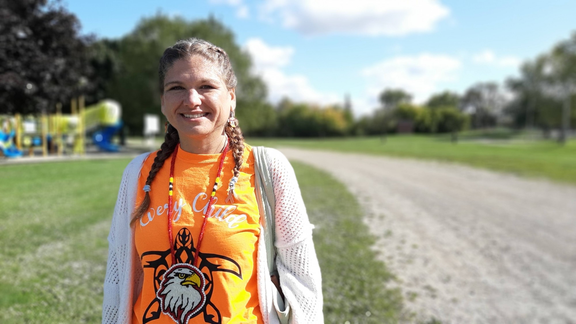 Kelly Welch (Muskwa Migizi Kwe) accepted community donations on behalf of Crow Shield Lodge. “I’m Anishinaabe Ojibway, with British and Irish ancestry as well. That mixed ancestry, to me, is reconciliation. Just existing is part of that reconciliation.”